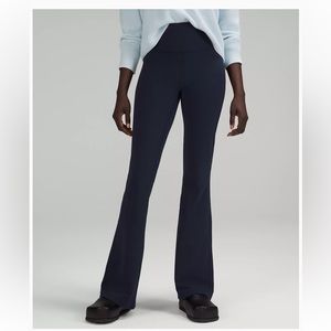 Lululemon Navy Size 6 Groove Pant Flare Nulu